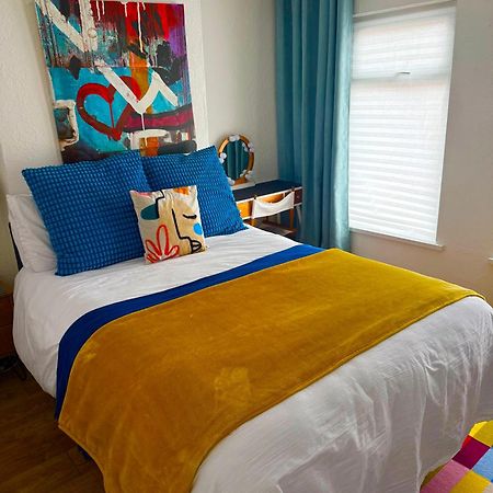 Bloom19 Traditional Belfast Entire House 10 Mins From City Centre Экстерьер фото